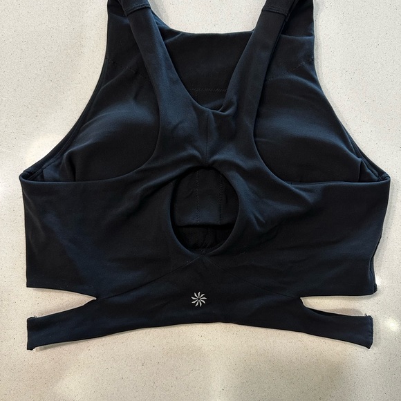 Athleta workout top - Picture 2 of 3